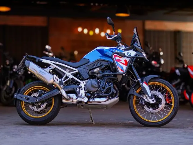 BMW F 900 GS TROPHY