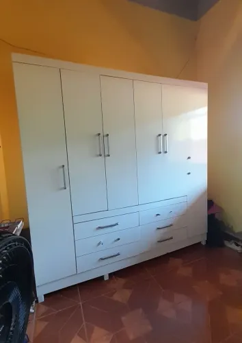 Guarda roupa casal