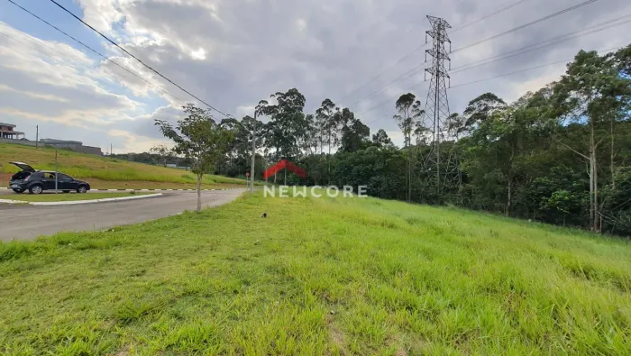 Lote em condomínio em Alameda das Estrelícias - Reserva Nature - Jandira/SP