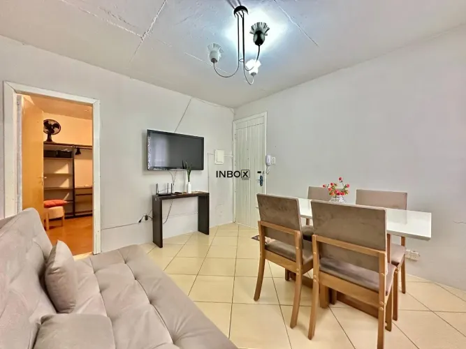 INBOX CIA IMOBILIÁRIA ALUGA EM BENTO GONÇALVES - Apartamento com dois quartos mobiliado.