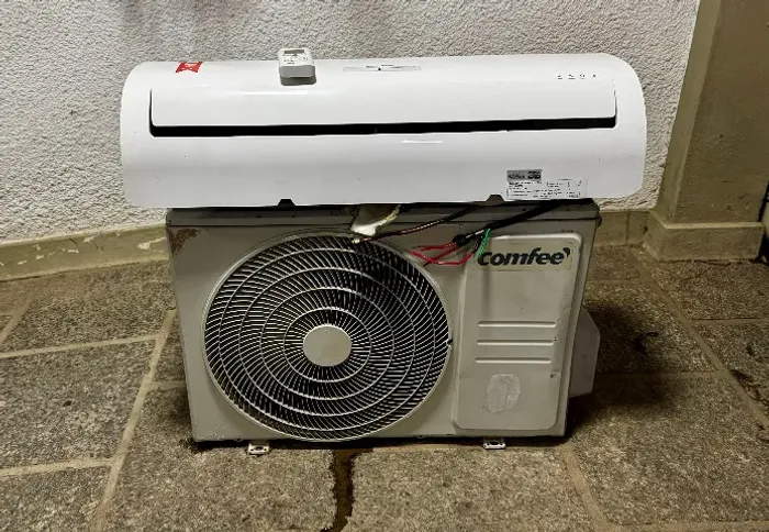 Ar condicionado Split Hi-Wall Springer Carrier 12000BTU | Modelo: 38AFCF12F5 / 42AFCF12F5