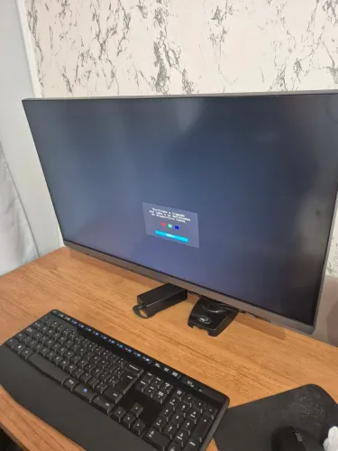 Monitor Samsung 28 4K UHD UR550  Excelente Estado