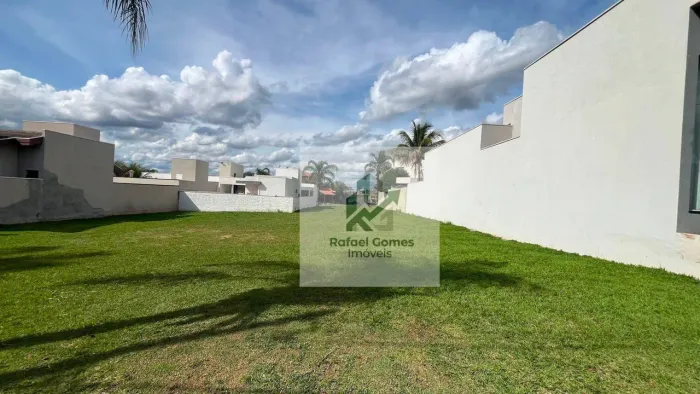 Terreno à venda, 338 m² por R$ 140.000,00 - Condomínio Residencial Palm Park - Estiva Gerb