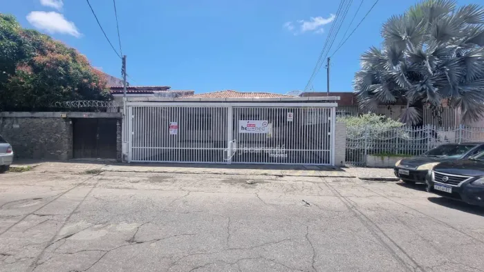CASA COMERCIAL CIRURGIA