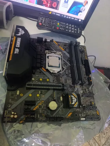 Kit gamer i7 8700, b360m tuf,  Walter cooler 240mm