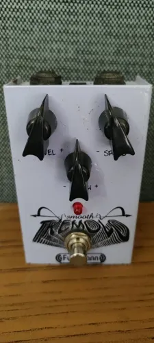 Pedal Fuhrmann Smooth Tremolo - Tremolo Analógico - R$ 199