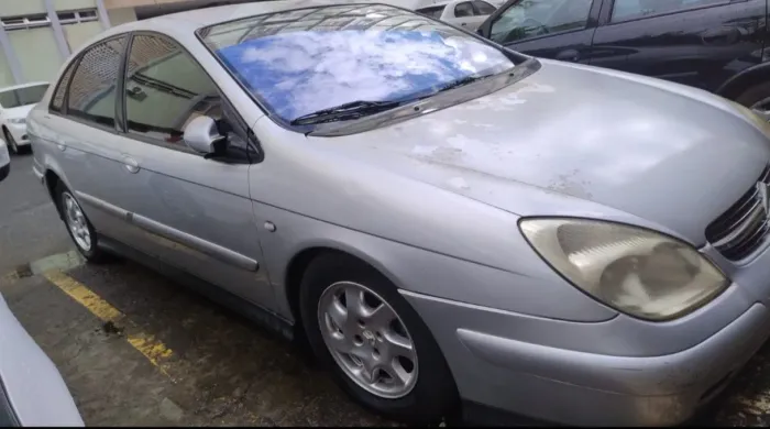 Citroen C5 Exclusive 2.0 16V 4P Aut. 2002