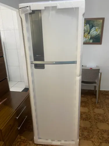 Geladeira Brastemp 385 litros com tecnologia inverter 