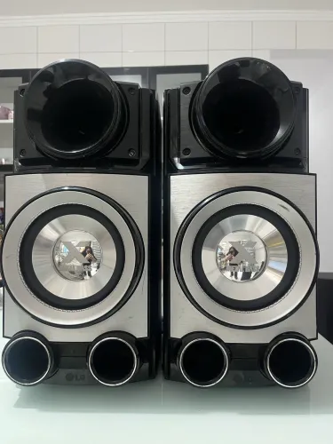 4 caixas de som originais LG X-Metal Bass - modelo CM9520