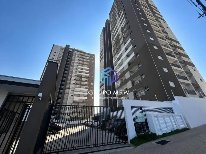 Apartamento com 2 dormitórios à venda, 62 m² por R$ 499.000,00 - Jardim São Carlos - Soroc