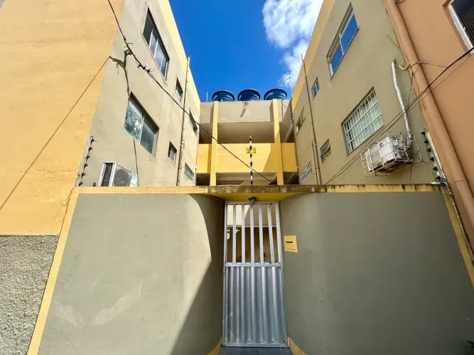 ALUGUEL NO SANTA EDUARDO | EDIFÍCIO SANTA MARTA | 3 QUARTOS | TÉRREO