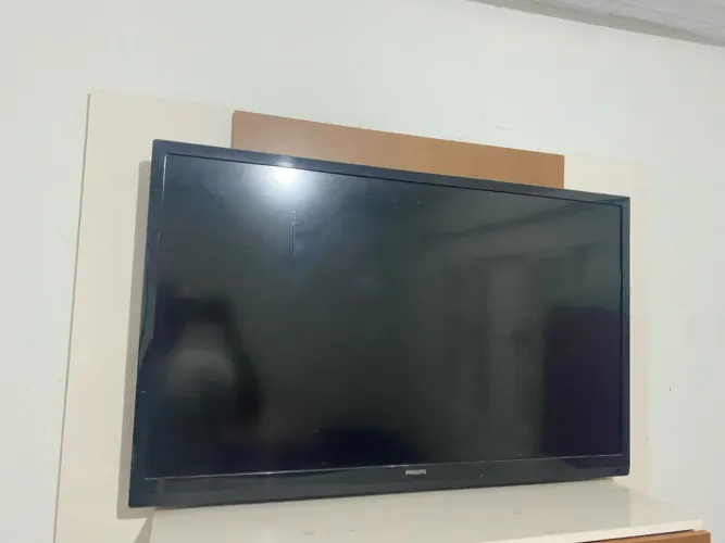 Vende- se Tv 42 polegadas