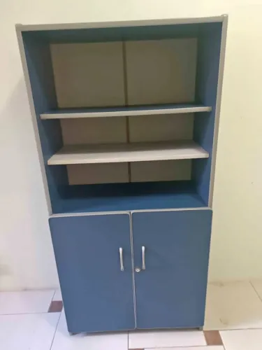 lindo armario de escritorio moderno resistente otimo estado 1,55ax75lx35prof
