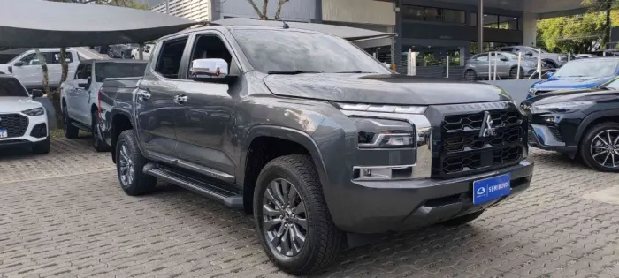 Mitsubishi TRITON HPE 2.4 CD 4X4 TB Diesel Aut. 2027