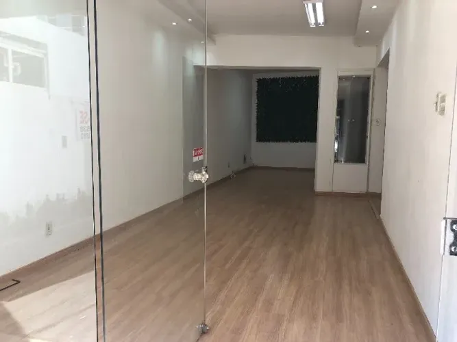SÃO JOSÉ DO RIO PRETO. CENTRO - SALÃO COMERCIAL PRÓX. AO MERCADÃO E A DOCERIA DOÇURA.
