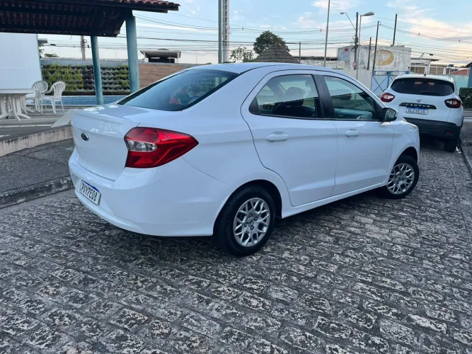 Ford KA+ Sedan 1.0 Tivct Flex 4P 2015