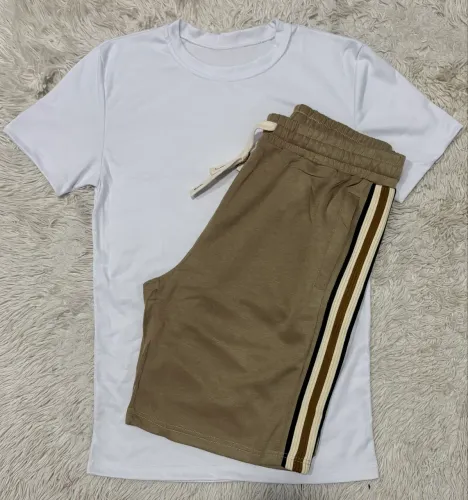 Kit Bermuda Moletim e Camisa Básica