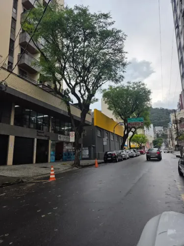 Imóvel para aluguel possui 82 metros quadrados com 1 quarto em Santa Helena - Juiz de Fora