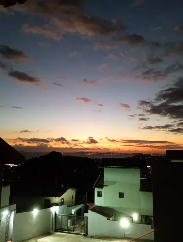 Barbada! Casa 109m2 no Bairro Ipanema em Porto Alegre