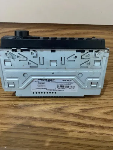 Rádio/Frentinha Pionner MVH-88UB