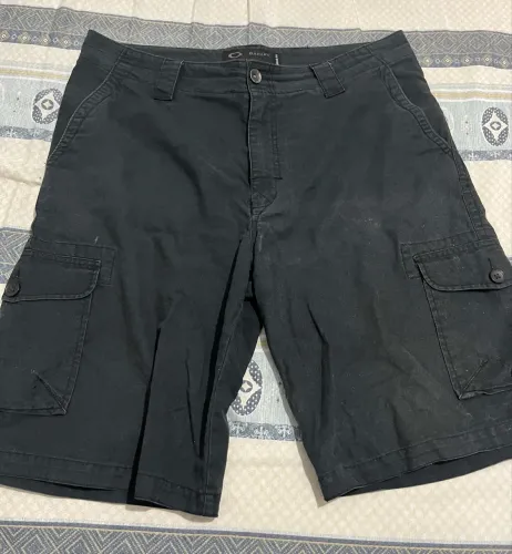 Bermuda Oakley Original