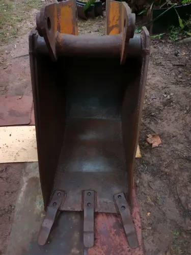 Concha retroescavadeira 