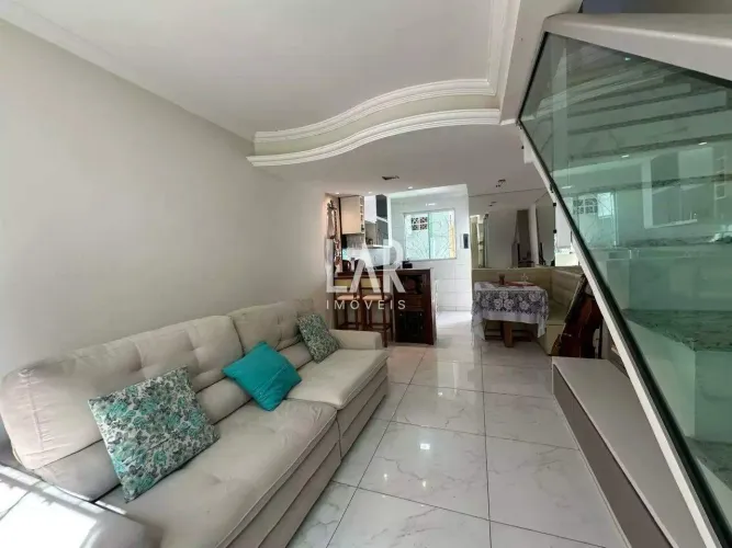 Casa Geminada à venda, 2 quartos, 2 vagas, Santa Amélia - Belo Horizonte/MG