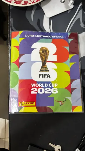 Álbum copa 2026 651 figurinhas coladas