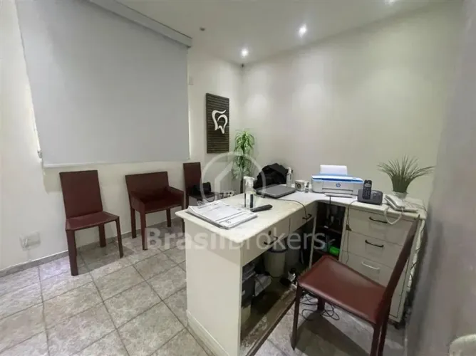 Estrada dos Três Rios, Sala comercial com clínica montada, com 58 m² Centrão freguesia em