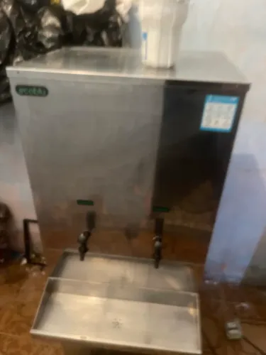 Bebedouro inox 50 litros 2 torneira 127 volts acompanha filtro