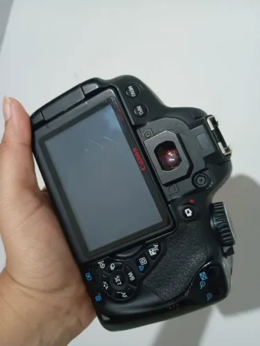 Vendo câmera Canon T4i