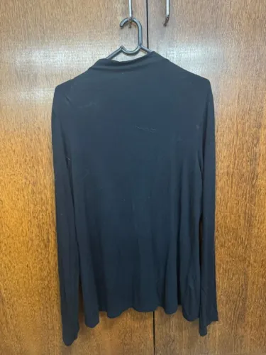blusa de frio gola alta preta gg