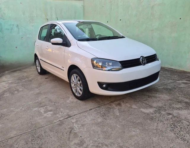 Volkswagen Fox Prime/higli. 1.6 Total Flex 8V 5P 2013