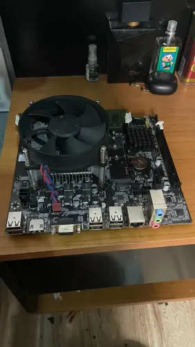Placa mãe Duex DXMBH61G M2 + processador Intel Pentium G2020
