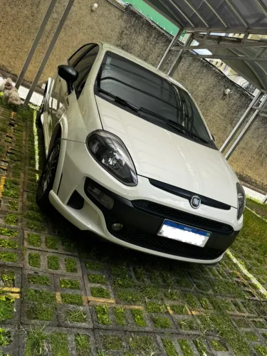 Fiat Punto Blackmotion 1.8 Flex 16V 5P. 2014
