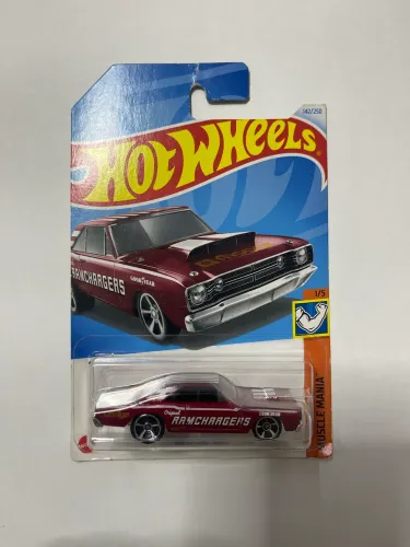 Hotwheels 68 Dodge Dart