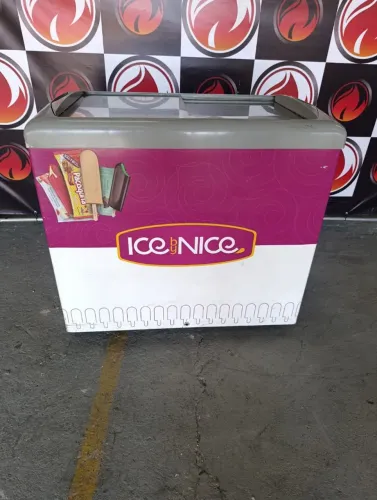 Freezer horizontal 2 portas expositora 232 litros 220 volts marca METALFRIO