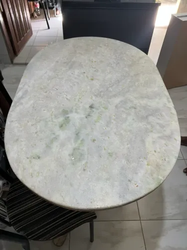 Mesa de mármore