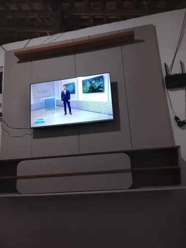 TV 