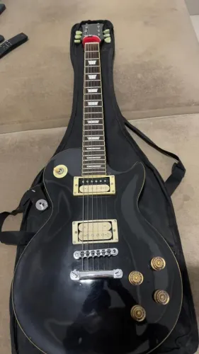 Guitarra les paul epiphone preta