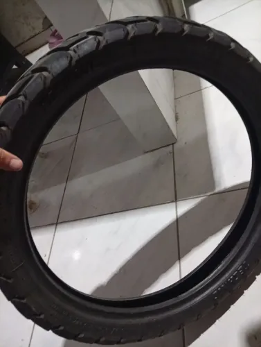 Pneu de 160 marca técnic meia vida