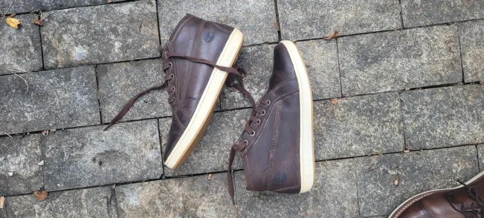Bota tenis casual timberland original todo em couro tamanho 38