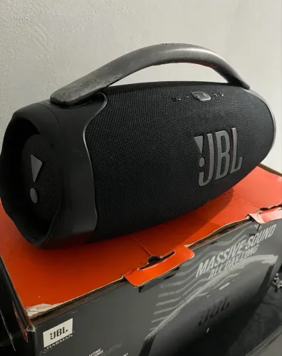 Vende se jbl x3 