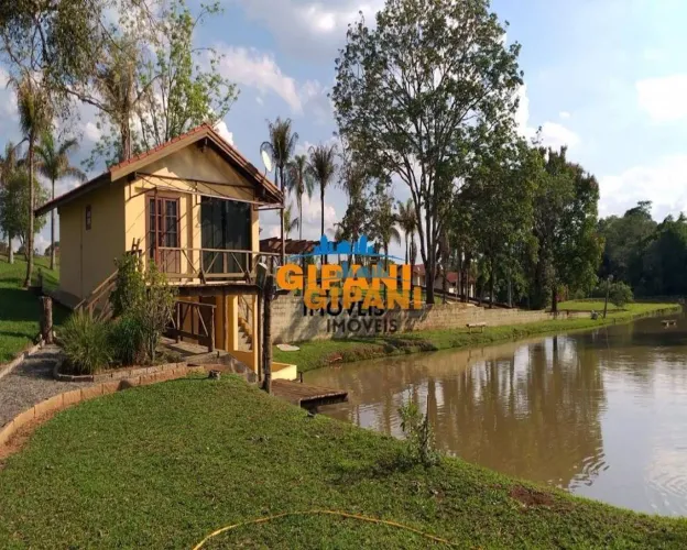 Sítio com 3 dormitórios à venda, 36000 m² por R$ 3.000.000,00 - Área Rural de Santo Antôni