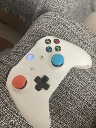 Xbox one S branco ( mil reais)