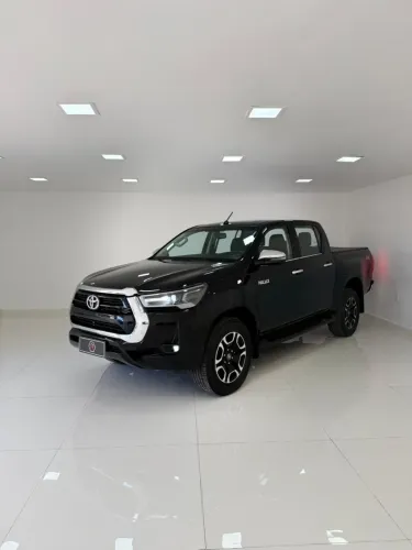 Toyota Hilux CD SRV 4X4 2.8 TDI Diesel Aut. 2021