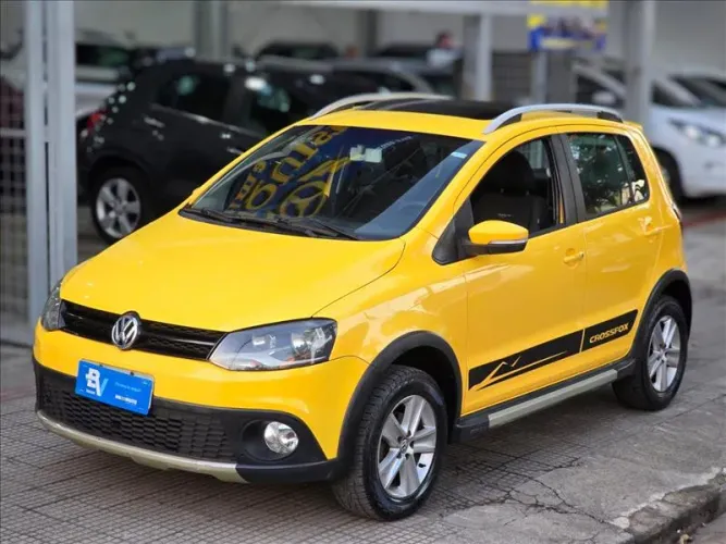Volkswagen Crossfox 1.6 MI Total Flex 8V 5P 2011
