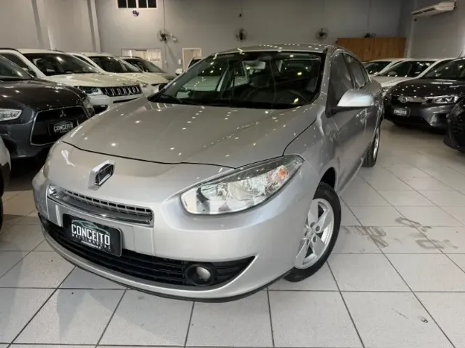 Renault Fluence Sed. Dynamique 2.0 16V Flex Aut. 2013