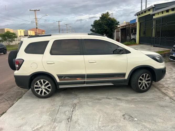 Chevrolet Spin Activ 1.8 8V Econo. Flex 5P Aut. 2016