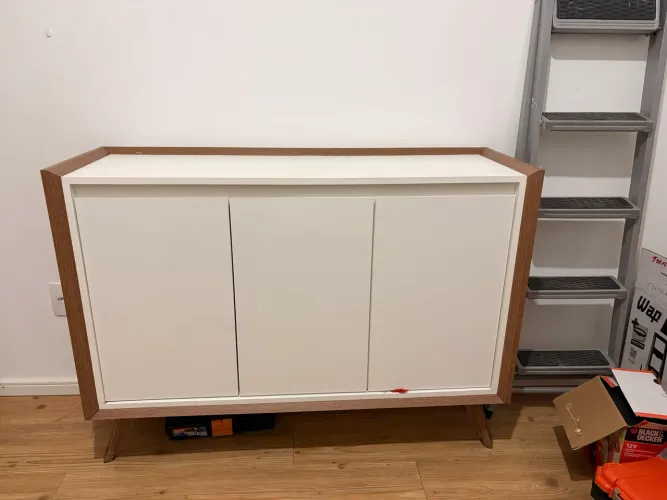Aparador 3 portas em mdf lindo
